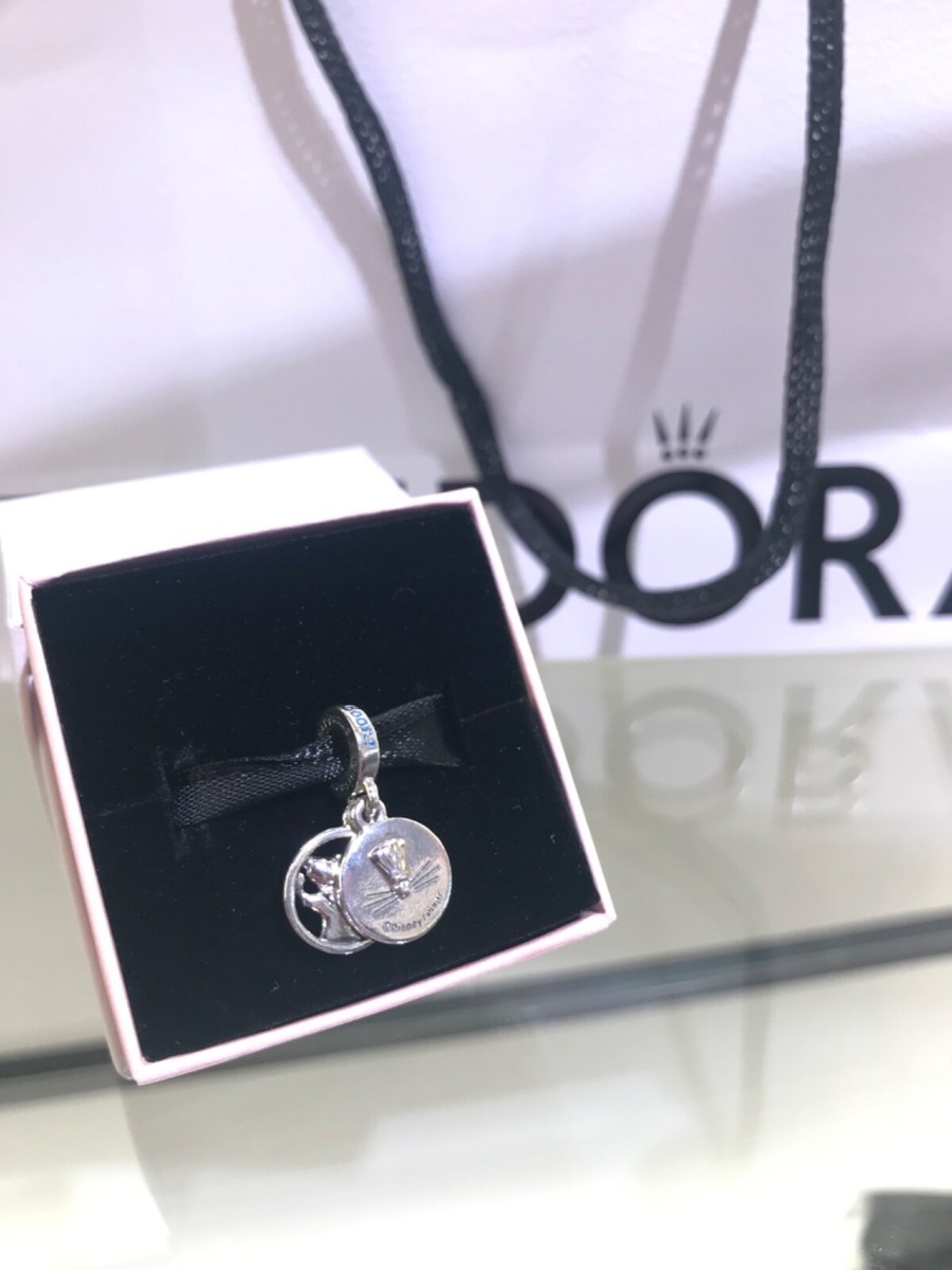 2024 Disney Parks Exclusive Pandora Charm Remy Ratatouille
