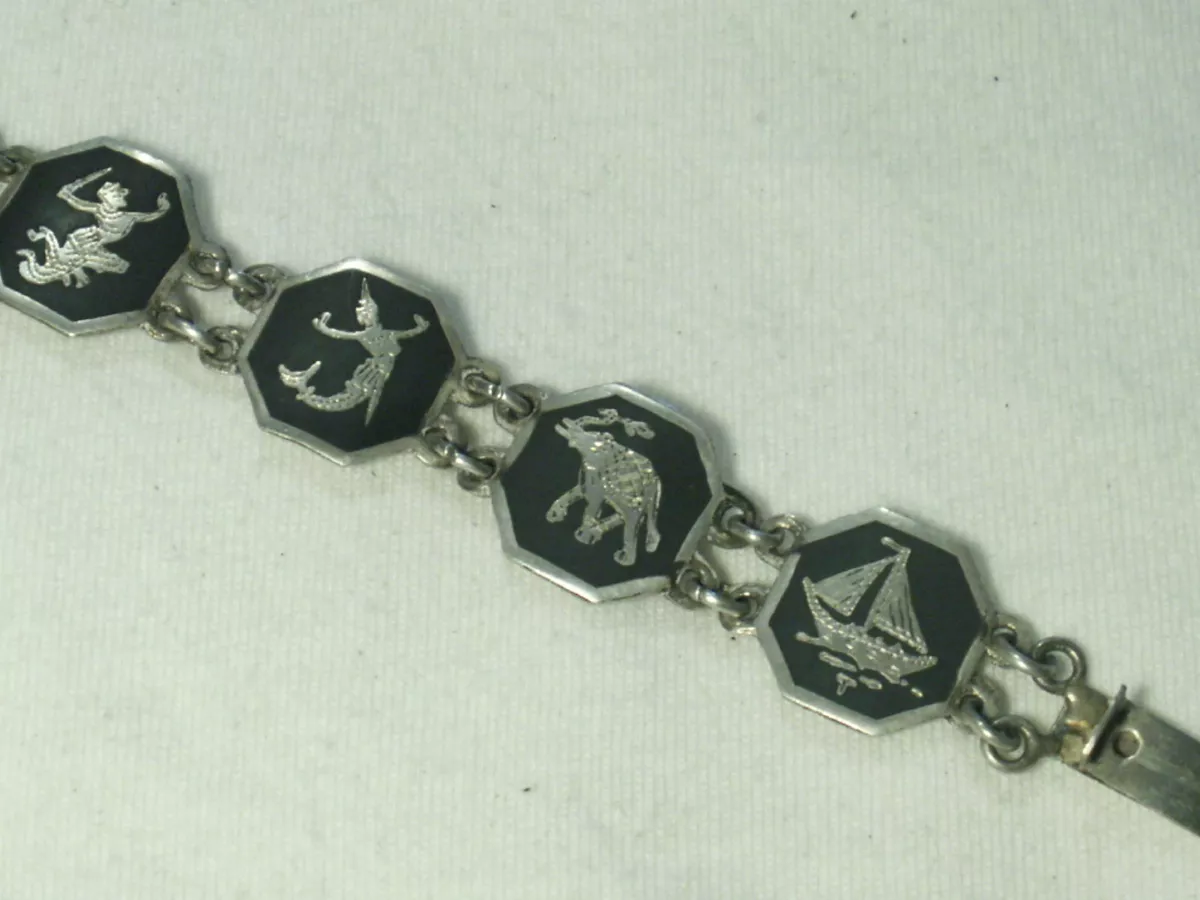 Siamese store silver bracelet