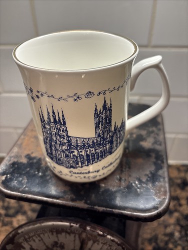 Canterbury Cathedral Mug White Blue Kirkholme Collectables
