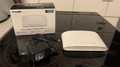  D-Link 8-Port Gigabit Desktop Switch DGS-1008D | 10/100/1000 Mbit/s  