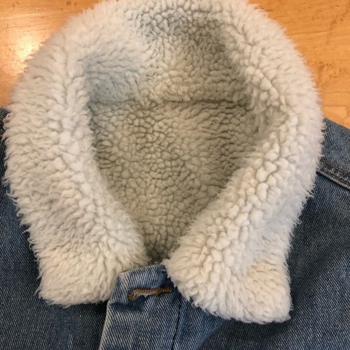 Brandy Melville John Galt Sherpa denim jacket size S/M - Picture 3 of 9