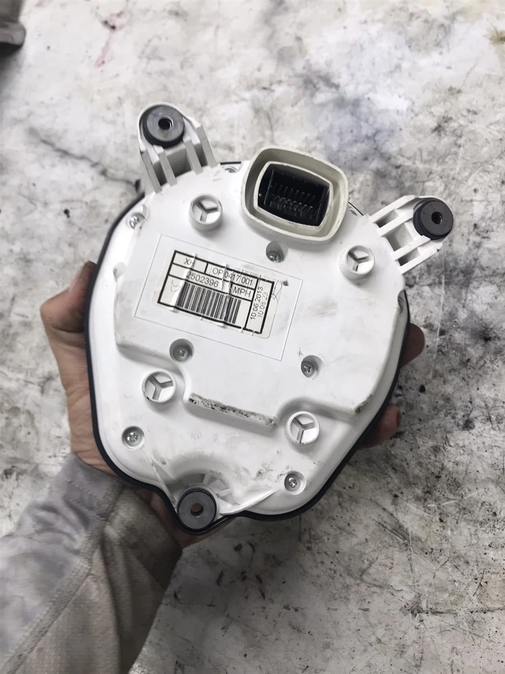 Velocímetro medidor Triumph Rocket III 3 Touring 14 Foto 2 de 4