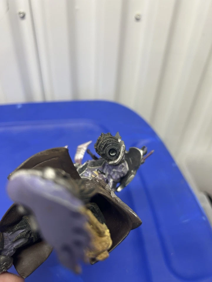 Figura World of Warcraft Undead Rogue Foto 4 de 4