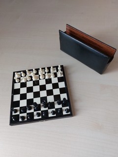 VINTAGE MAGNETISCHES SCHACHSPIEL im Etui Reise Schachspiel