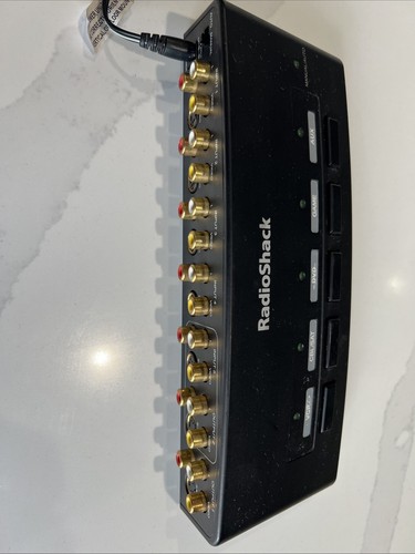 RadioShack 15-314 (5 In 2 Out) A/V Switch - Picture 3 of 3