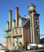 Downtown Deco #1045 HO Scale Gugisberg & Sons Cast Hydrocal Building Kit~NEW