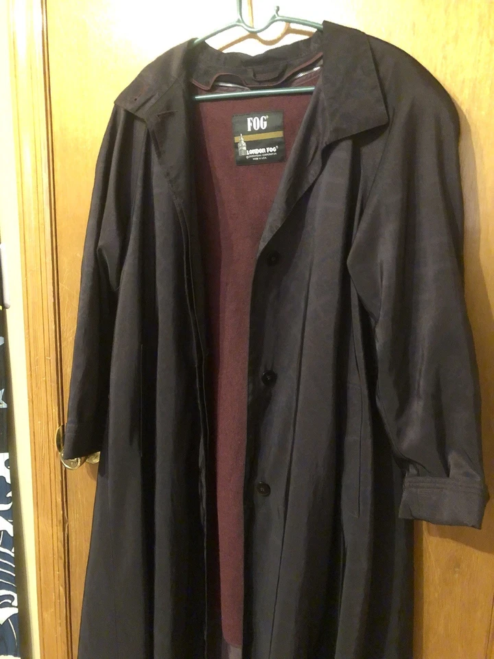 Gabardina de lluvia vintage London púrpura niebla con patrón floral talla 6P pequeña Foto 4 de 4