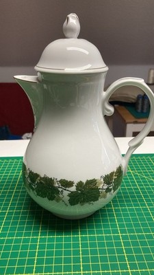 Triptis Weinlaub Porzellan - Kaffeekanne, - guter Zustand