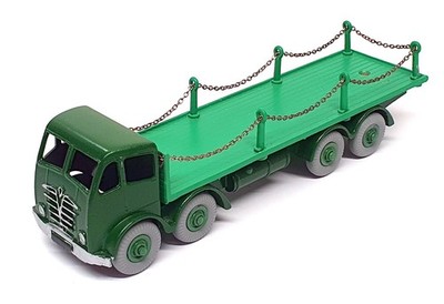 Dinky Supertoys 30526E - Foden Flatbed Lorry With Chains - Green REPAINT