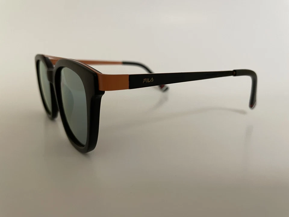 Auténticas gafas de sol cuadradas de plástico negro/naranja FILA SF 9335 U28A verdes espejadas Foto 2 de 4
