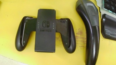 NINTENDO JOY CON GRIP (EZP050762)