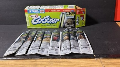 Star Wars  Go-Gurt with 8 Diff Characters & Glow In Dark Light Saber Tubes-2012