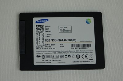 Dell RR74W 128 GB 2.5 Inches Internal Solid State Drive