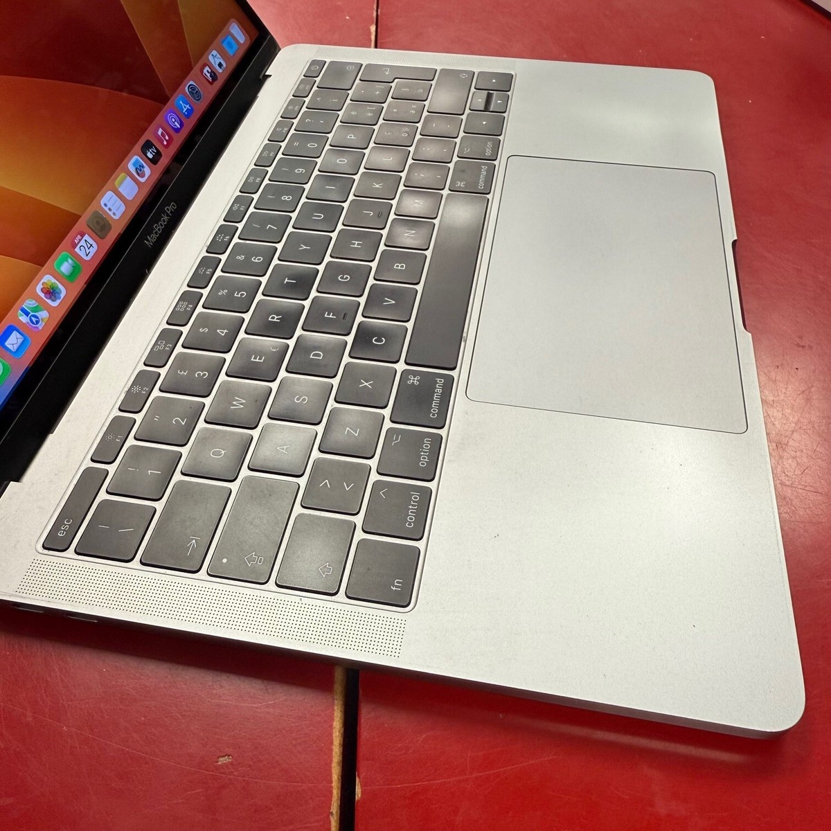 Apple MacBook Pro 13