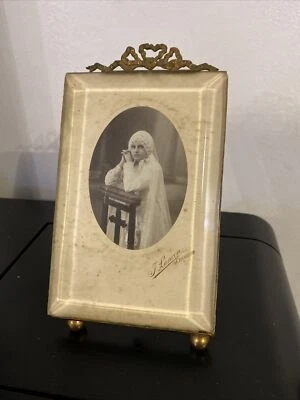 ancien cadre photo laiton et verre biseaute noeud napoleon ? deco retro Photo - Photo 1/4