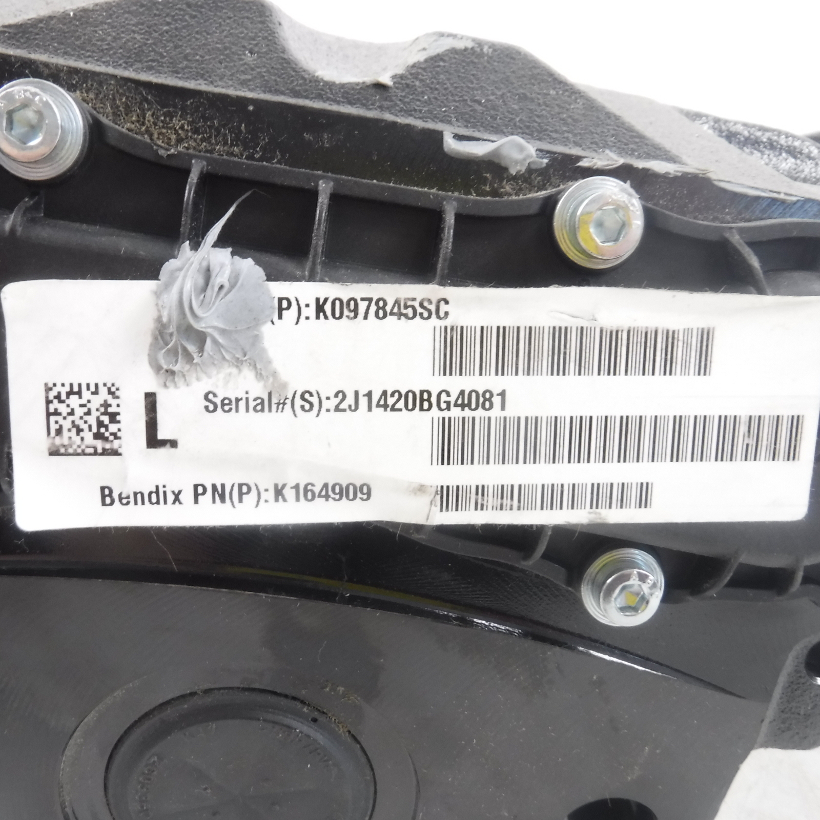 Bendix K164909 Air Disc Brake Caliper W/ Carrier Adb22 for sale