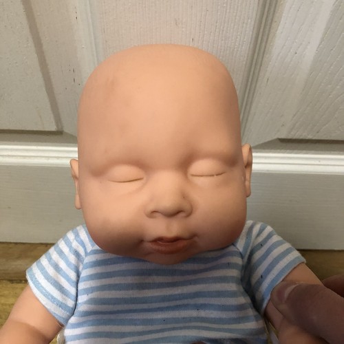 Chad Valley Babies Love Newborn Baby Boy Sleeping Doll - 36cm - Picture 4 of 8