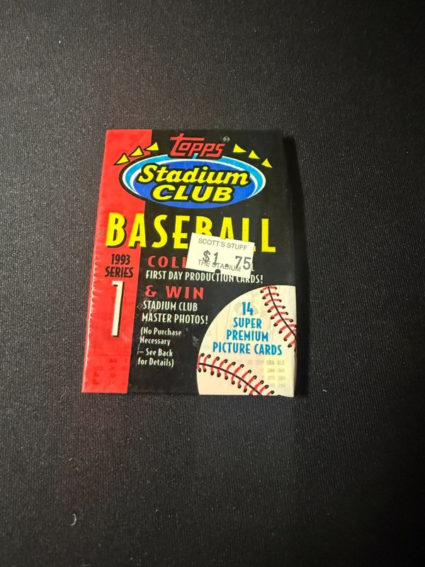 Mint Condition 1993 topps stadium club baseball series 1 Card Pack