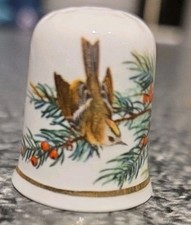 Lovely Goldcrest China Thimble