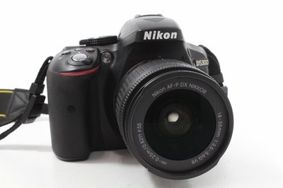 Nikon D5300 AF-P 18-55mm VR Kit, neuwertig, 2800 Auslösungen