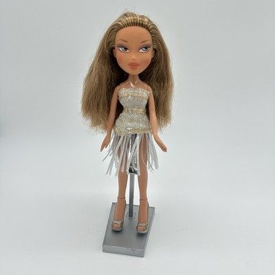 Bratz Magic Make Up Yasmin Doll Silver Dress Gold Heels Nighty Nite Face