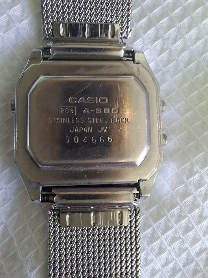 Casio A-680 Quartz Digital Alarm Chronograph Day/Date Light Mesh Bracelet, photo 2 of 5