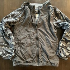 OshKosh B  gosh Boy Gray  Camo Full Zip Lined Windbreaker With Hood Sz. 10