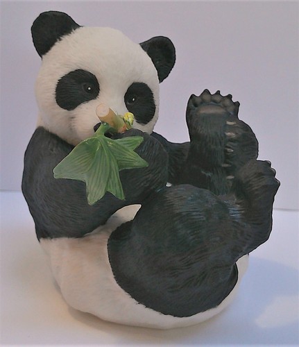 De colección 1984 Eva Dalberg ""Hi There"" oso panda juguetón con figura de bambú 4,25 - Imagen 5 de 8