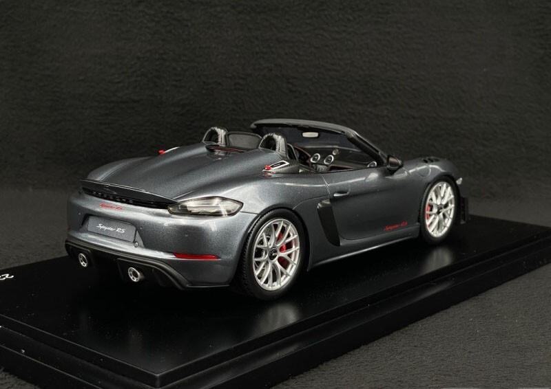 Spark Porsche 718 Spyder RS Type 982 2024 Vanadium Gray