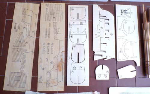 Model Kit Aeropiccola CARAVELLA COLOMBIANA PINTA scatola premontaggio 65/3 MEC65 - Imagen 3 de 5