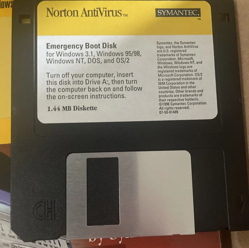 Norton Antivirus 2000 ver 6.0 MICROSOFT WINDOWS 98, 95 W/Floppy Boot Disk - Image 3 of 4