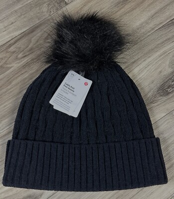 Lululemon Cable Knit Pom Beanie Plush One Size Black 50182 