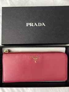 prada wallet milano