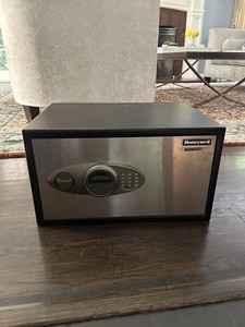 Honeywell 5612 Steel Two Drawer Jewelry Safe (1.23 cu ft.) - Digital Lock