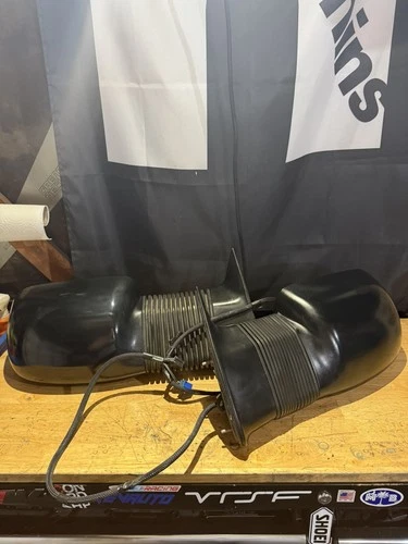 2003-2006 Chevy Silverado, GMC Sierra Power Telescoping Tow Mirrors with Blinker