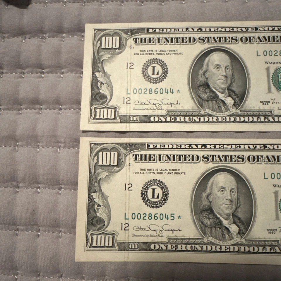 TWO CONSECUTIVE 1990 $100 HUNDRED DOLLAR BILLS * STAR NOTE * San Francisco UNC - Image 3 of 4