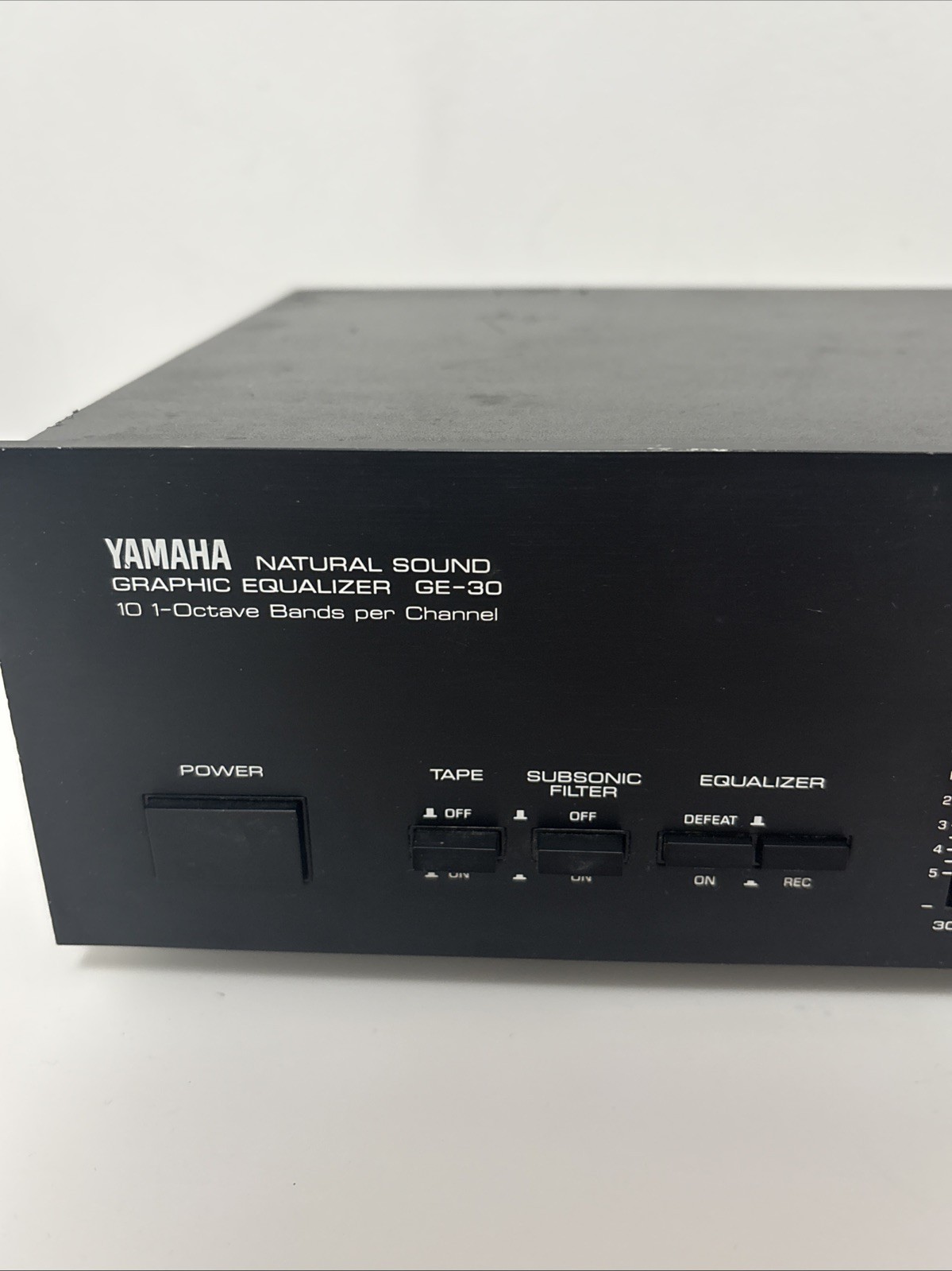 Yamaha GE-20 10 Band Stereo Graphic Equalizer - Made in Japan - Powers on