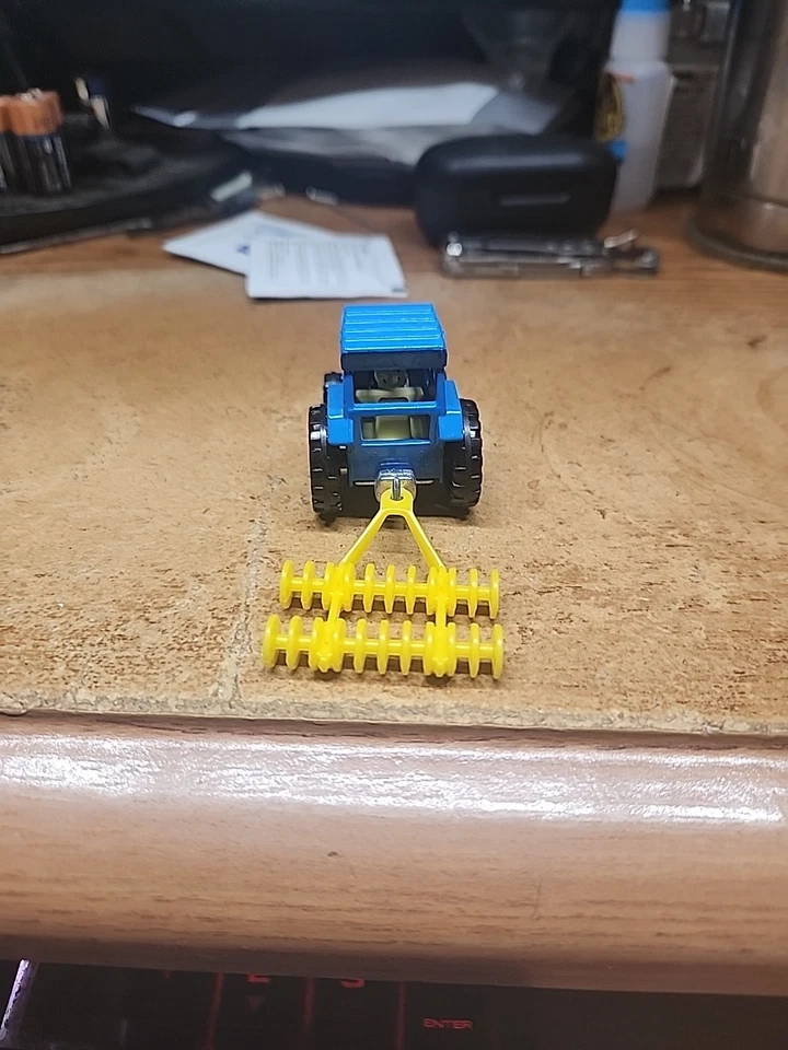 Vintage 70s Matchbox Superfast Ford Tractor & Harrow Blue Yellow - Image 4 of 4