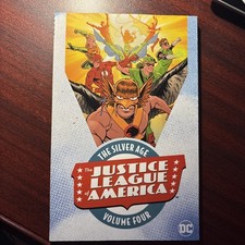 La Liga de la Justicia de América de la Edad de Plata Vol. 4, casi nuevo+, libro de tapa blanda, DC, 2018