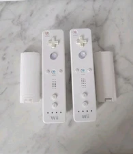 Nintendo Wii  Controller Lot 2 OEM Official Remote Control Wiimote RVL-003