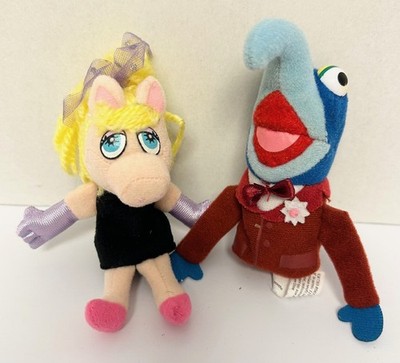 (2) Muppets Finger Puppets LOT Disney Starbucks MISS PIGGY & GONZO Mini Plush