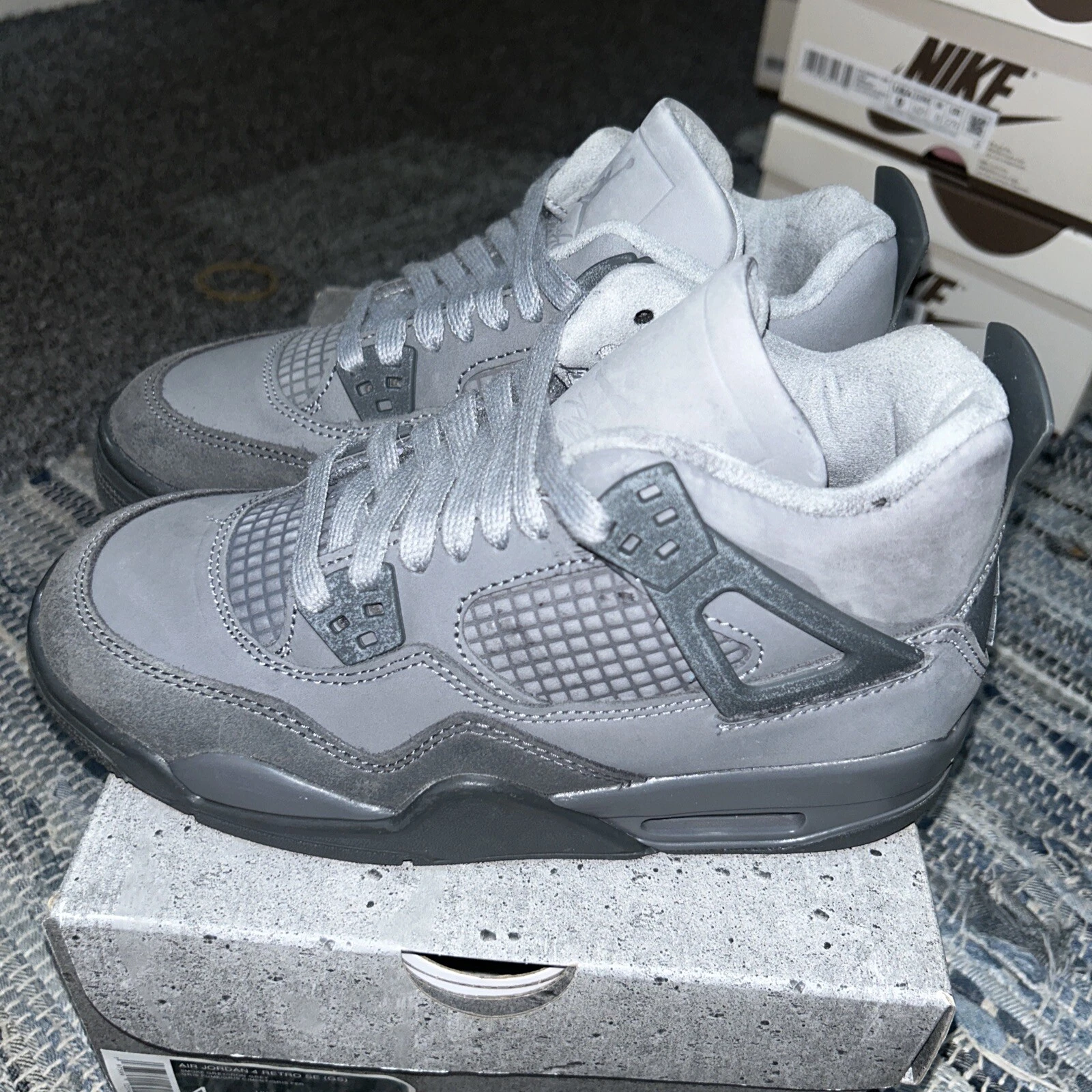 U.K 3.5 Air Jordan 4 Retro SE Wet Cement 'Paris Olympics' GS Leggi Descrizione