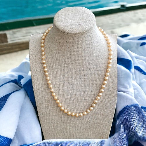 Collana girocollo 16" vintage Marvella perle finte annodate a mano  - Foto 1 di 6