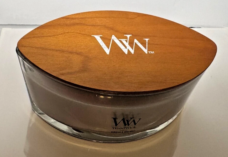 Woodwick Vanilla & Sea Salt Large Candle 16oz - Long Lasting - Crackling Sound - Image 2 of 4