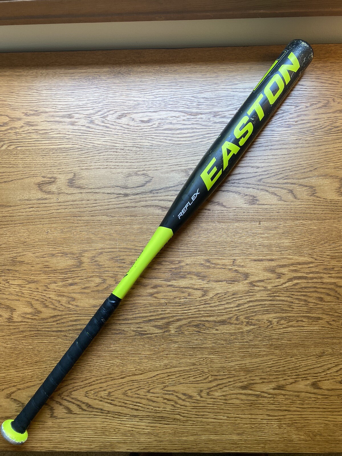 EASTON REFLEX Softball Bat Model SP13RX 34/28 2 1/4” Barrel Black