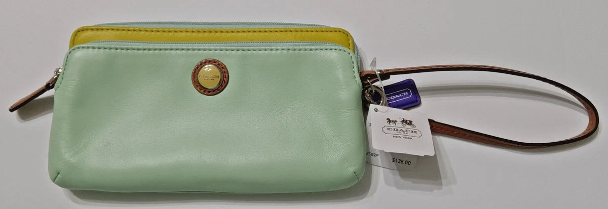 Aqua coach 2025 wallet