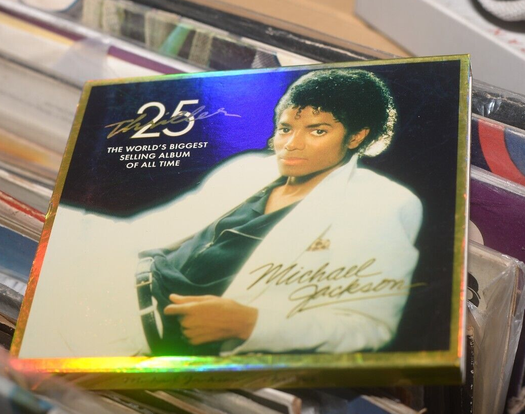 Michael Jackson/Thriller 【ゴールド・新品未開封】 Michael Jackson/Thriller 【ゴールド・新品未開封】 - メルカリ