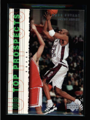 KOBE BRYANT 2003/04 UPPER DECK #54 UD TOP PROSPECTS AX8627