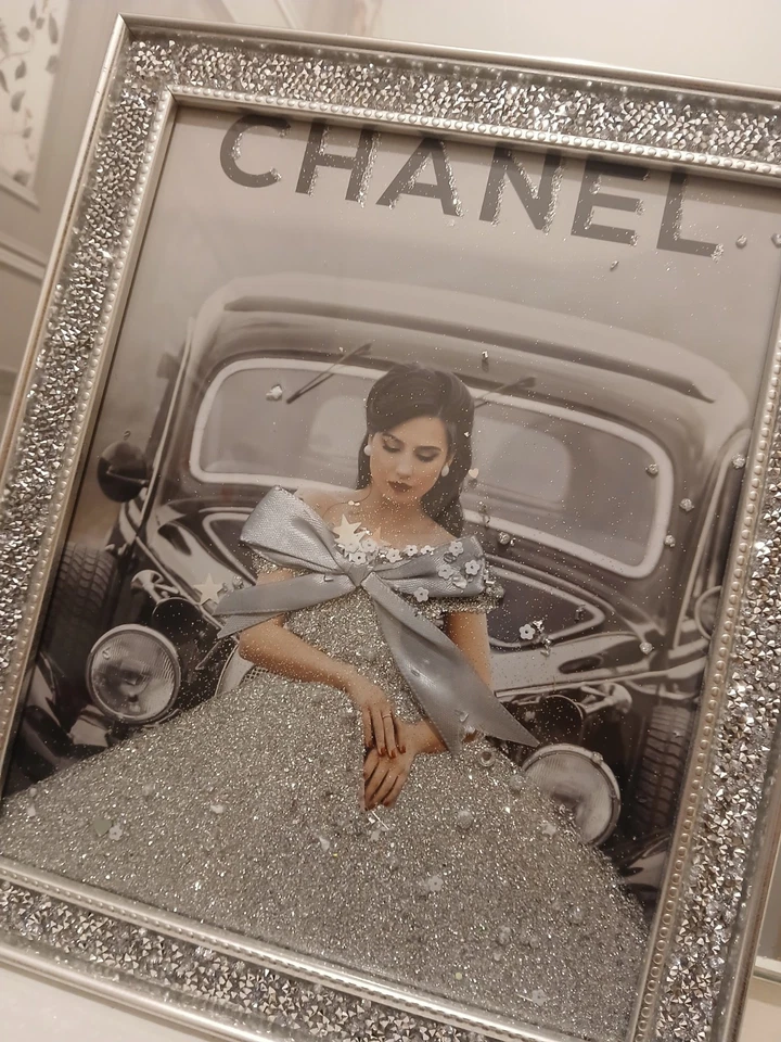 Cubierta de revista de moda para dama de 8x12" años 50 negro blanco plata estampado y marco Foto 4 de 4