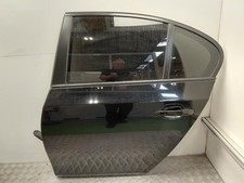 Porte arrière et accessoires BMW 2002